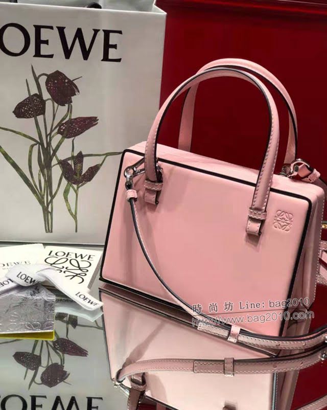 LOEWE包包 羅意威小號postal手袋 羅意威手提單肩斜挎包 10162  tcl1120